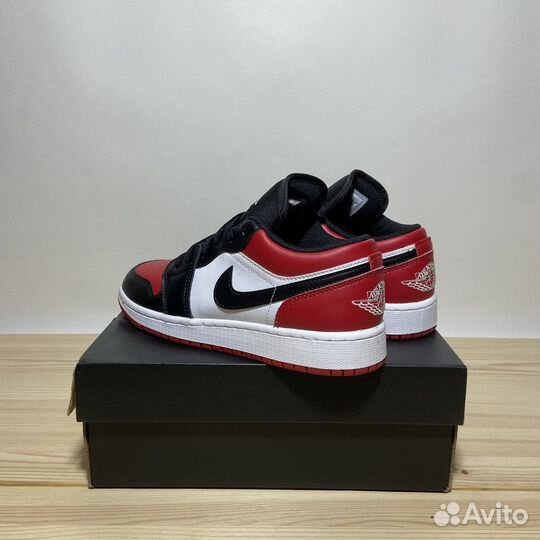 Air Jordan 1 Low GS Bred Toe (4Y US - 36 EUR)