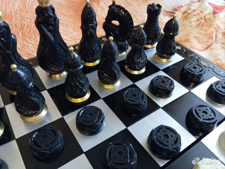 Шахматы нарды шашки 3 в 1 Сибирский сувенир