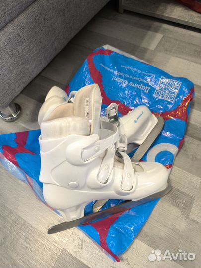 Коньки женские