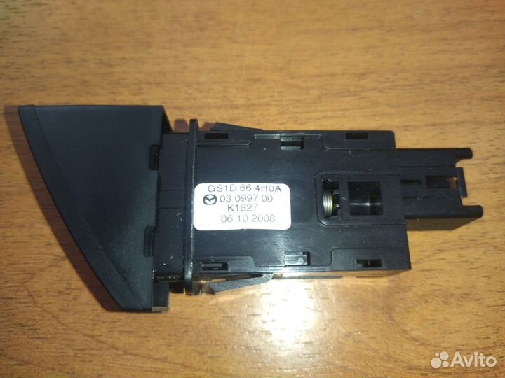 Кнопка аварийной сигнализации Mazda 6 GH