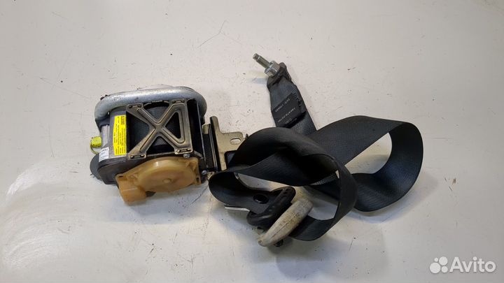 Ремень безопасности Nissan Note E11, 2009