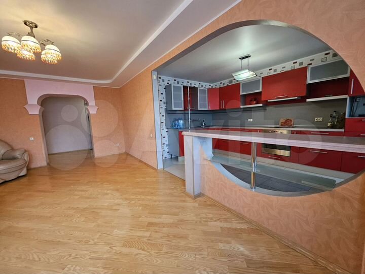 3-к. квартира, 95 м², 5/9 эт.