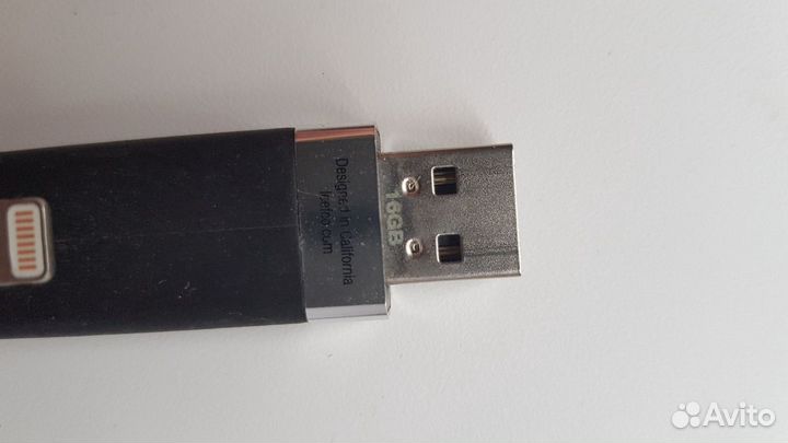 Флешка для Apple iPhone Leef Bridge 16Гб
