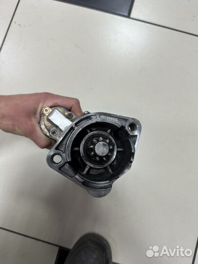 Стартер Audi A4 B5; B6 / VW Passat b5 6-ступ. МКПП