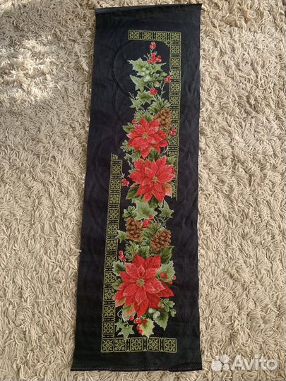 Готовая картина вышитая крестом