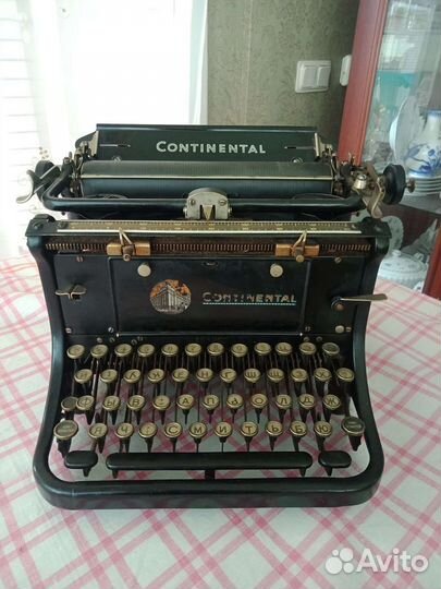 Пишущая,печатная машинка Continental