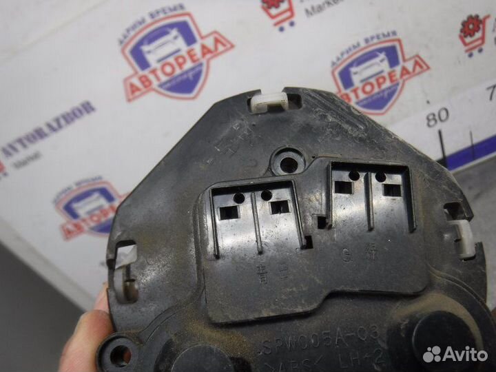 Привод зеркала правый Mitsubishi Pajero KH4W 4D56