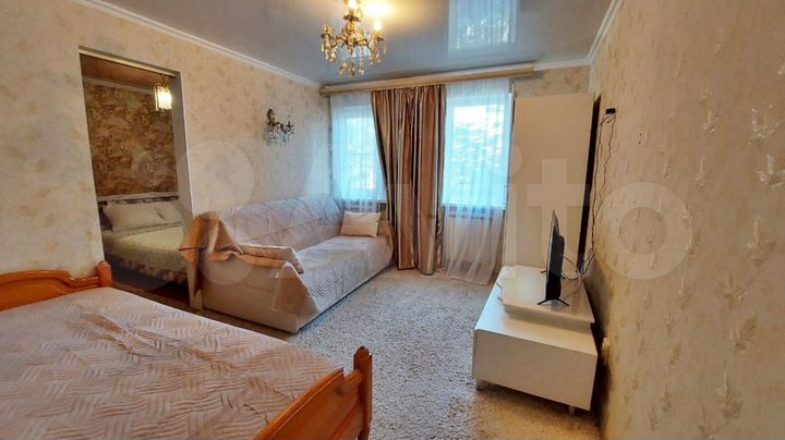 2-к. квартира, 50 м², 1/2 эт.