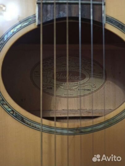 Электроакустическая гитара washburn