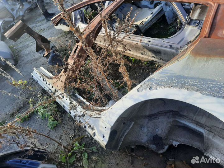 Порог левый крыло заднее BMW 5 GT F07 2009-2016