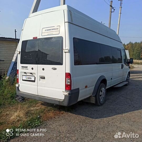 Ford Transit микроавтобус, 2011