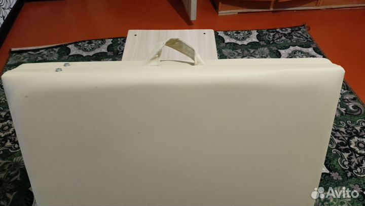 Кушетка косметологическая