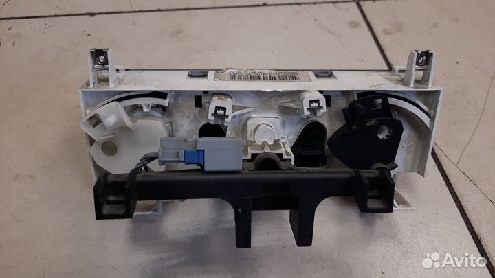 Блок управления отопителем Peugeot 406