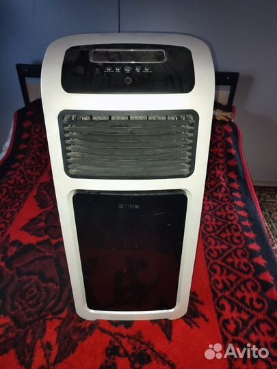 Тепловентилятор керамический Bork HP ROC 6028 BK