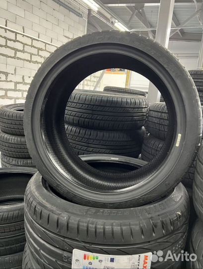 Maxxis Victra Sport VS5 225/45 R17 94
