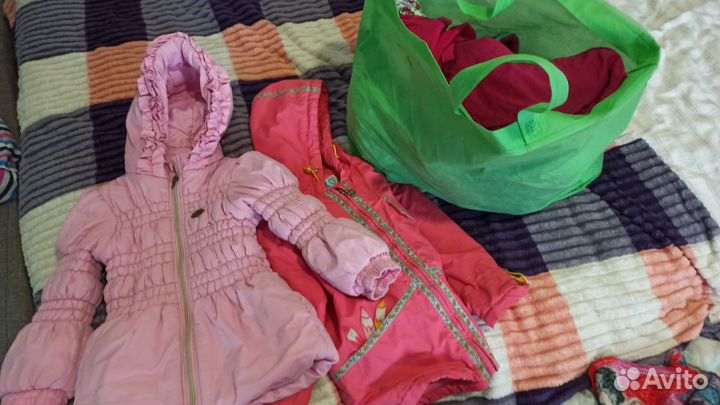 Куртки демисезонные, одежда пакетом