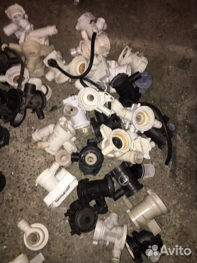 Помпа для стиральной машины 3,4 защелки, 3 винта