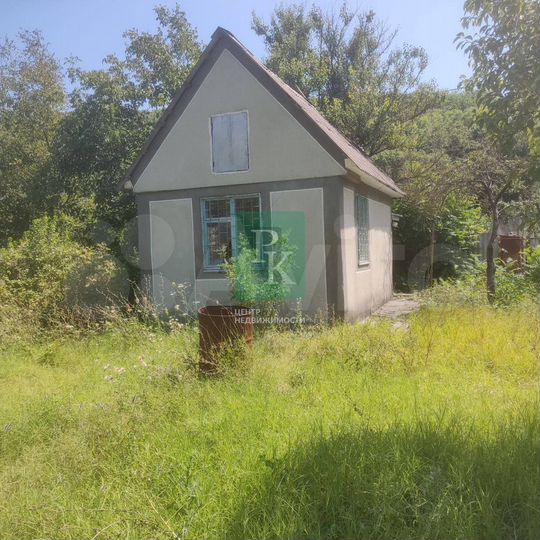 Дом 22,3 м² на участке 3,9 сот.