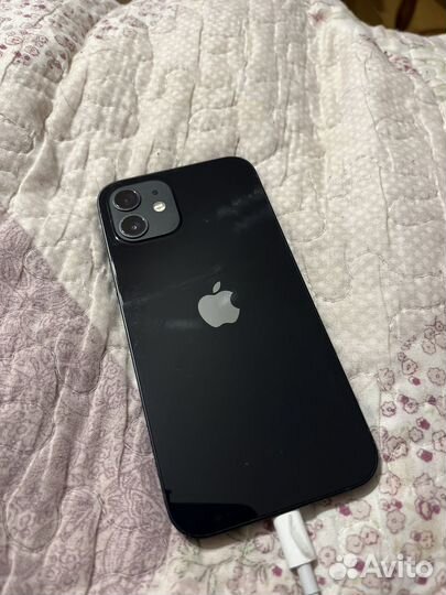 iPhone 12, 64 ГБ