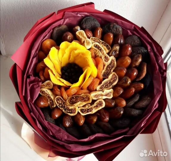 Эксклюзивные съедобные букеты, коробки, корзины