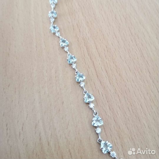 Серебряный браслет с камнями