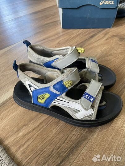 Сандалии детские