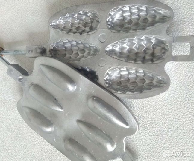 Большой ассортимент шишница орешница шишки