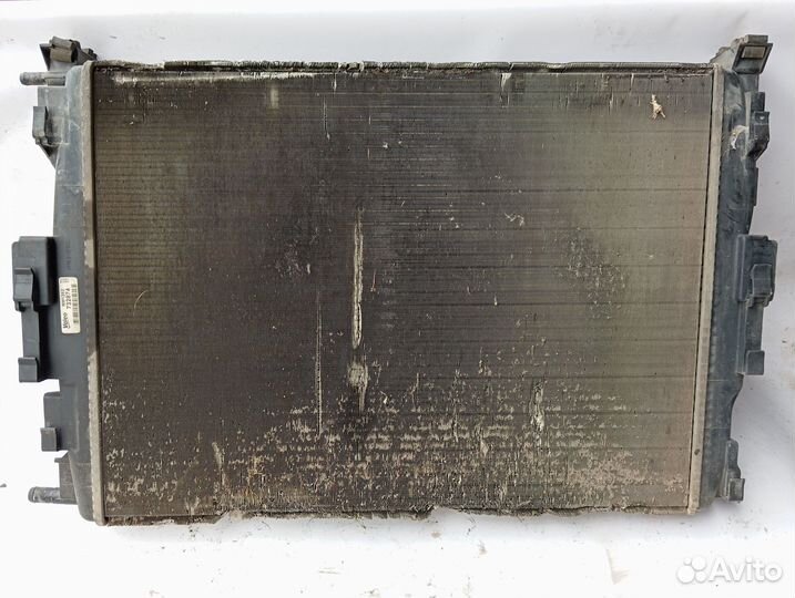 Радиатор охлаждения Renault Megane 2