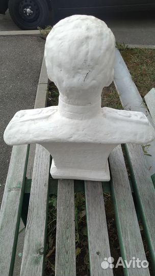 Бюст Сталина
