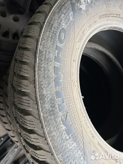 Kumho I'Zen RV Stud KC16 265/65 R17