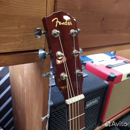 Акустическая гитара Fender CD-60S