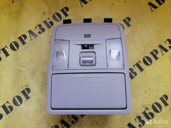 Плафон салонный Toyota Rav4 40 2013-2019 2.0 3ZR