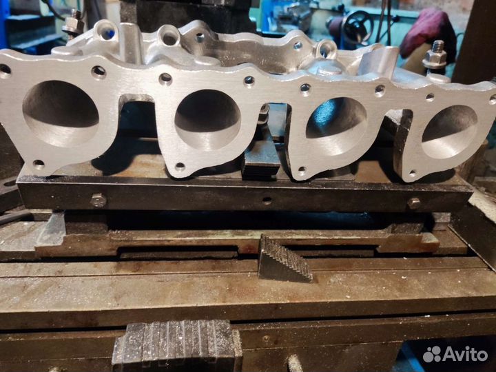 Коллектор под дросселя Левин на классику 140 мм