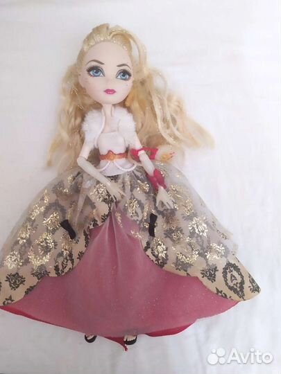 Кукла Ever After High Эппл Вайт коронация