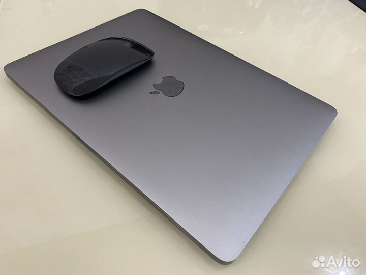 Macbook pro 13 m1 8gb 256gb