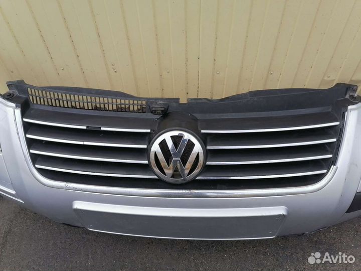 Бампер передний VW Passat B5+, 2001-05 г.в