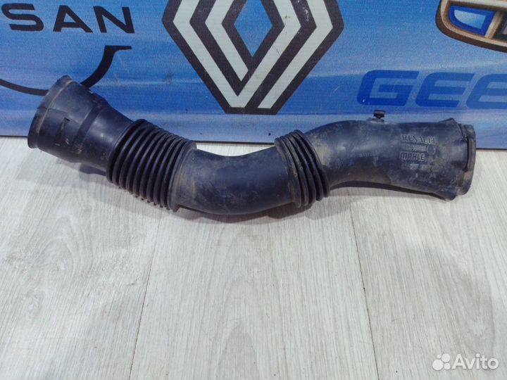 Патрубок воздушного фильтра Renault duster