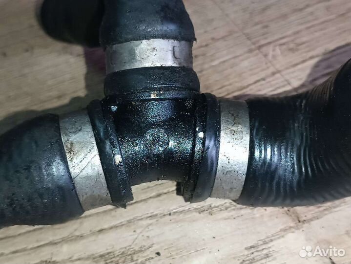 Фланец (тройник) системы охлаждения volkswagen passat b4 1.9 nn