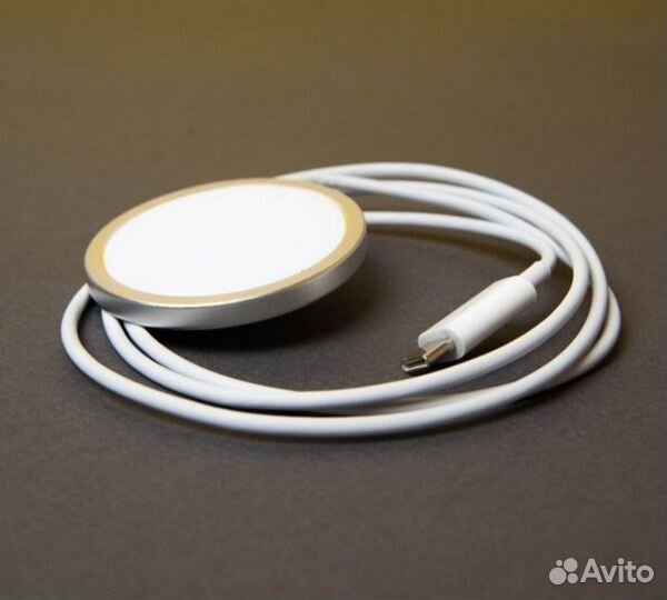 Зарядное устройство на iPhone