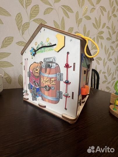 Детские развивающие игрушки