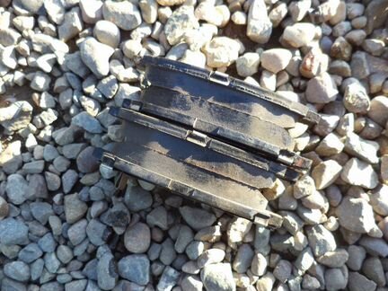 Тормозные колодки переднее Toyota Vitz NCP13