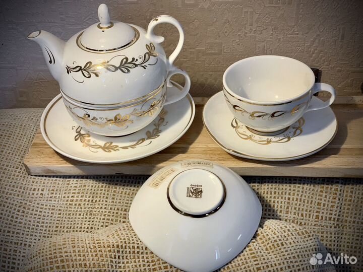 Столовая посуда. Гжель