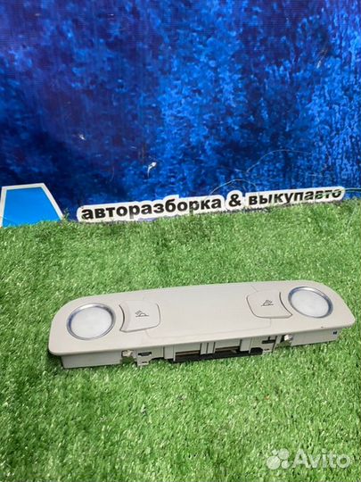 Плафон подсветки салона задний Audi A6 C6 BRE 2008