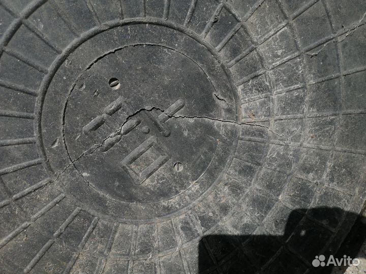 Люк колодезный