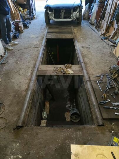 Гараж, > 30 м²