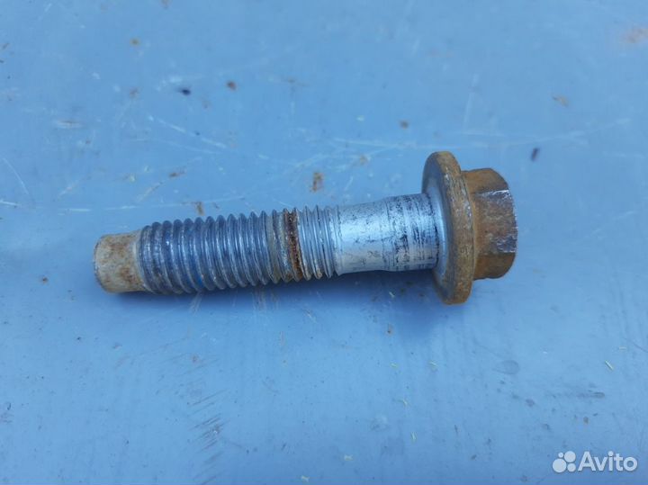 Болт кронштейна МКПП Форд Фокус 2