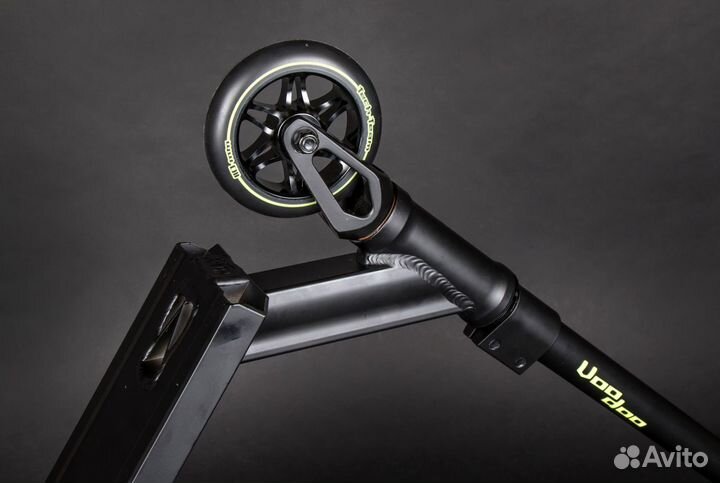 Трюковой самокат Tech Team Voodoo