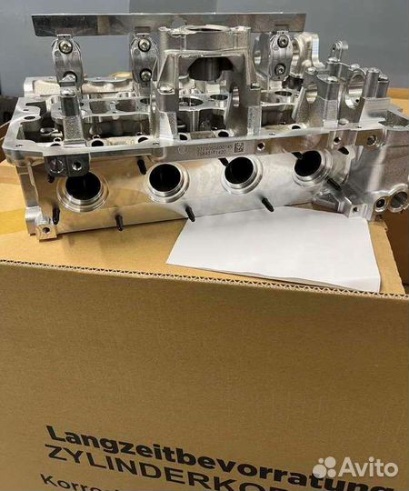 Головка блока BMW 764782501 N20B20B N20B20A