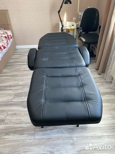 Кушетка косметологическая