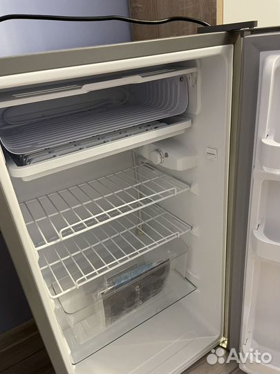 Холодильник Dexp